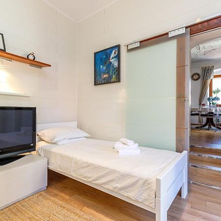 Two Bedroom Apartment La Mer Poreč Kültér fotó