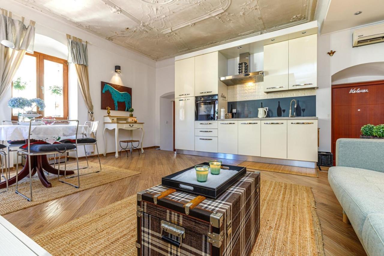 Two Bedroom Apartment La Mer Poreč Kültér fotó